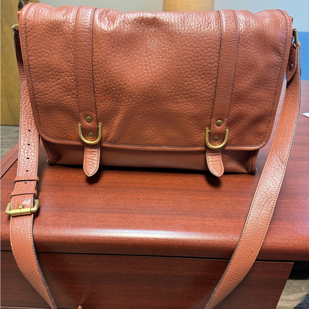 Cole Haan Pebble Leather Messenger/Laptop Carrier
